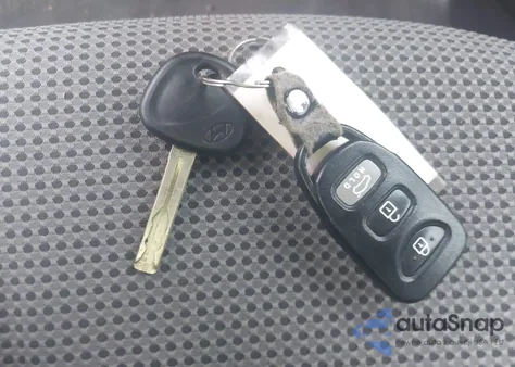 2013 Hyundai Sonata Gls z USA, uszkodzony, nr VIN 5NPEB4AC3DH660980